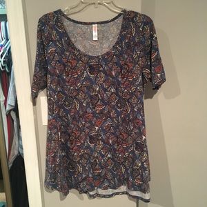 Lularoe small perfect tee